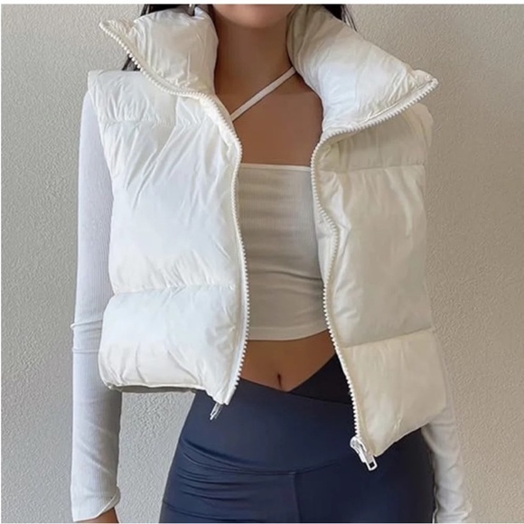 SHEIN Jackets & Blazers - White Cropped Puff Vest Zip Up Size Extra Small Lined